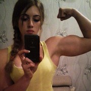 Teen muscle girl Powerlifter Julia